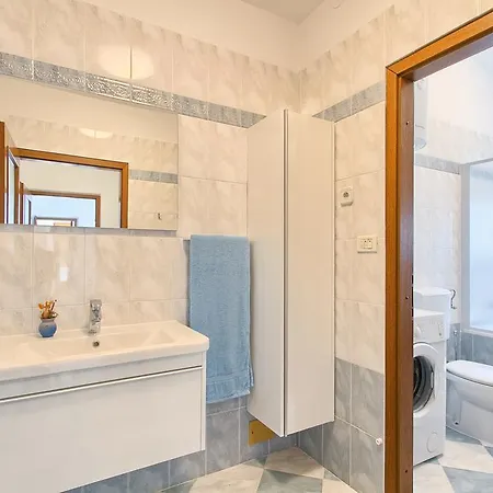 Top App 5 Min Arena Amphitheater Apartment Pula