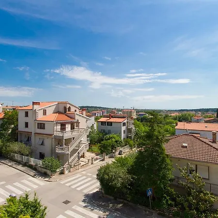 Top App 5 Min Arena Amphitheater