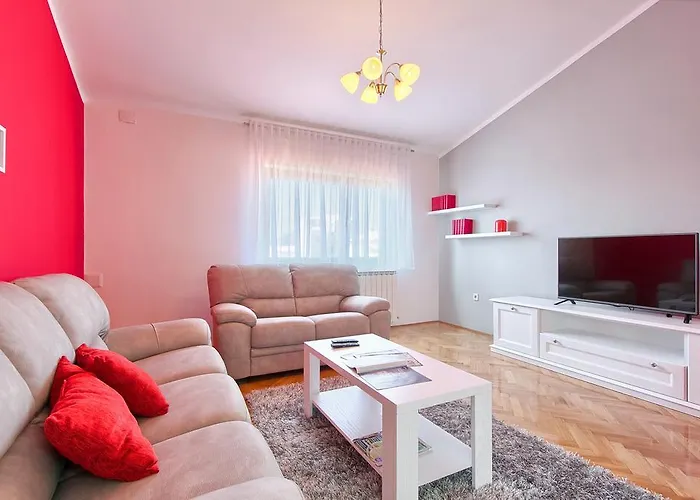 App 5 Min Arena Amphitheater Appartement Pula