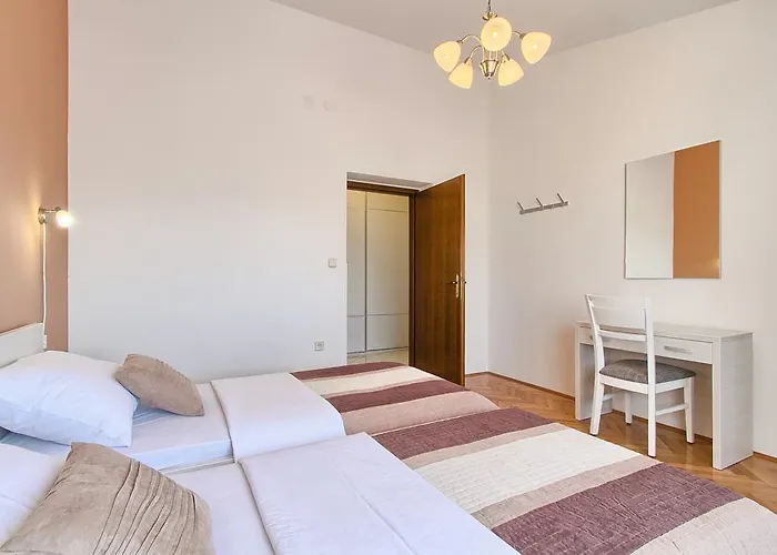 App 5 Min Arena Amphitheater Appartement Pula