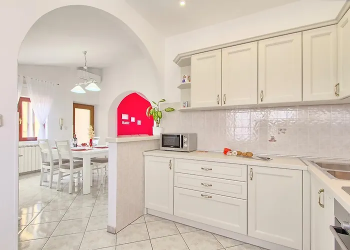 App 5 Min Arena Amphitheater Appartement *